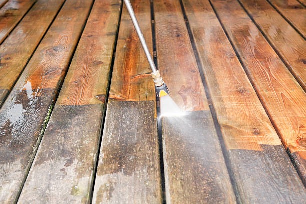 Roof Power Washing Services in Oak Ridge North, TX